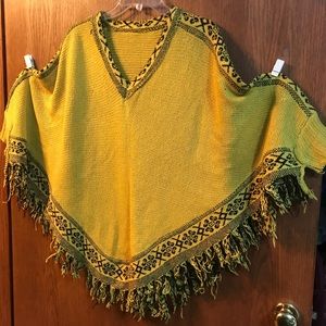 Poncho. Golden yellow